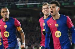 英雄联盟总决赛2025-马德里竞技客场失利，排名下滑的简单介绍