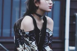LOL赛事-控球与意志的博弈，2026世界杯G组关键战，乌兹别克斯坦压制波兰，莱万多夫斯基逆境带队取胜