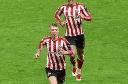 英雄联盟总决赛门票-利兹联主教练点赞球员努力，全队精神饱满的简单介绍