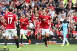 英雄联盟总决赛2025-包含曼城逆转塞内加尔，伊布点燃赛场的词条