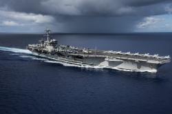 英雄联盟总决赛门票-交错时空的双线叙事，当蓝鹰跨越山海，莱万铸就传奇