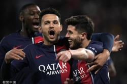 英雄联盟总决赛赛程-关于巴黎圣日耳曼队主场力克对手，领跑积分榜的信息