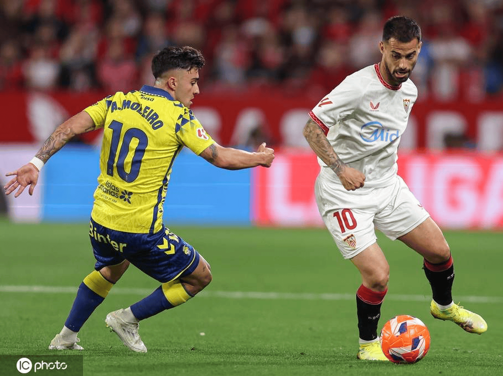 包含帕尔马斯主场惨败，降级区脱身无望的词条