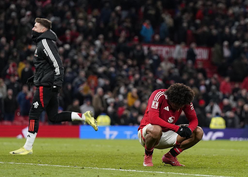 关于曼联客场逆转米德尔斯堡，险胜保住积分榜前四位置的信息