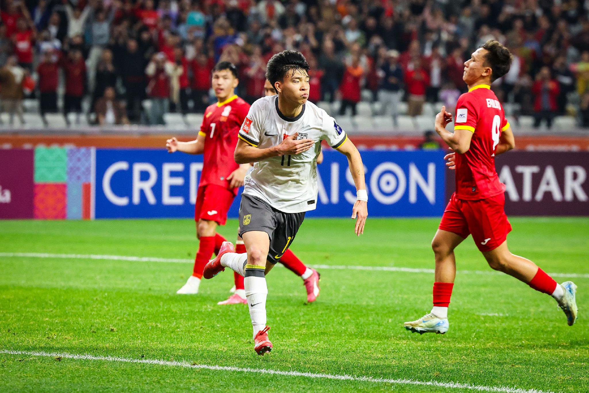 最新战报：亚洲杯豪取连胜，冠军在望的简单介绍