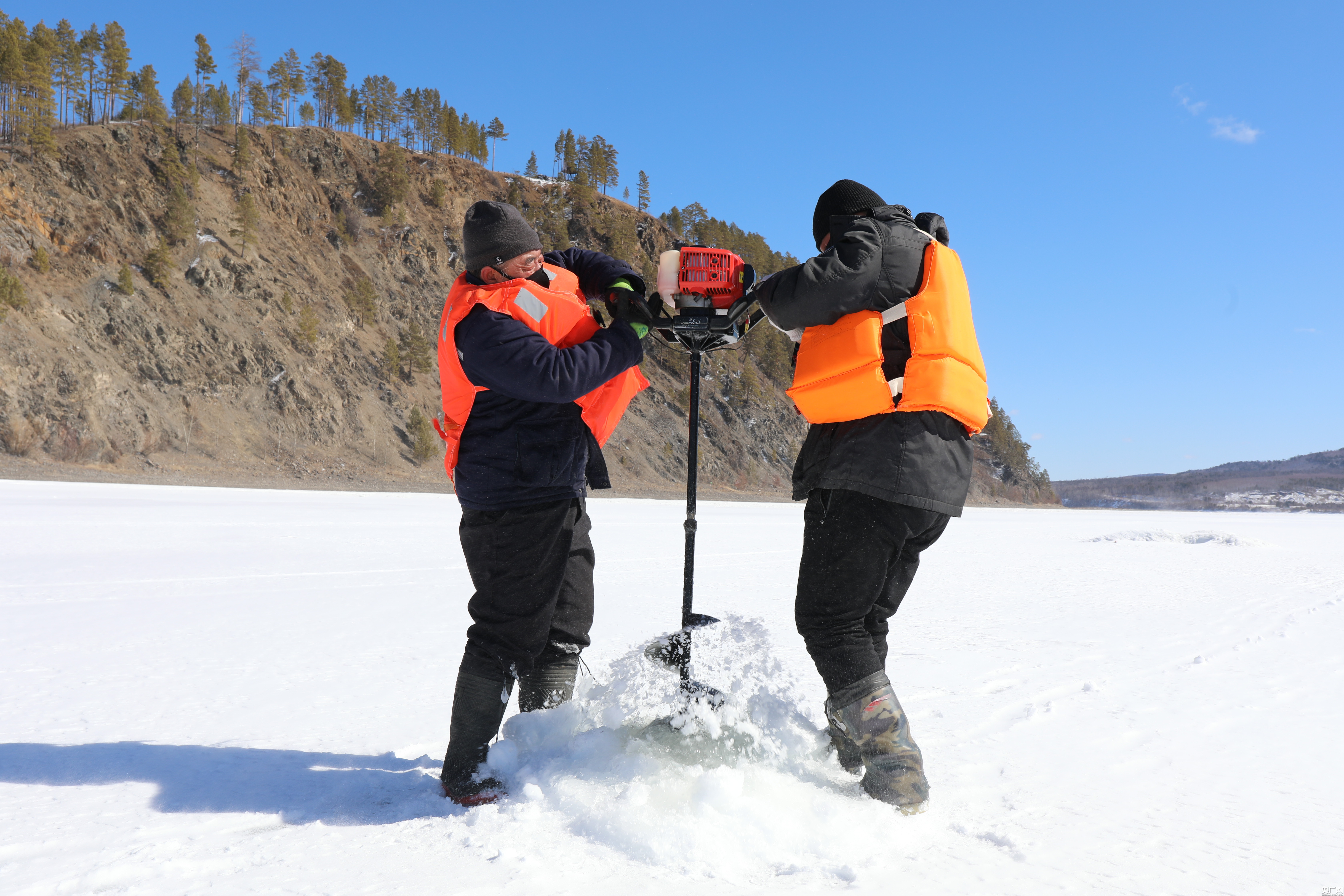 黑龙江破冰队突飞猛进,球员状态持续升温 黑龙江破冰队突飞猛进,球员状态持续升温