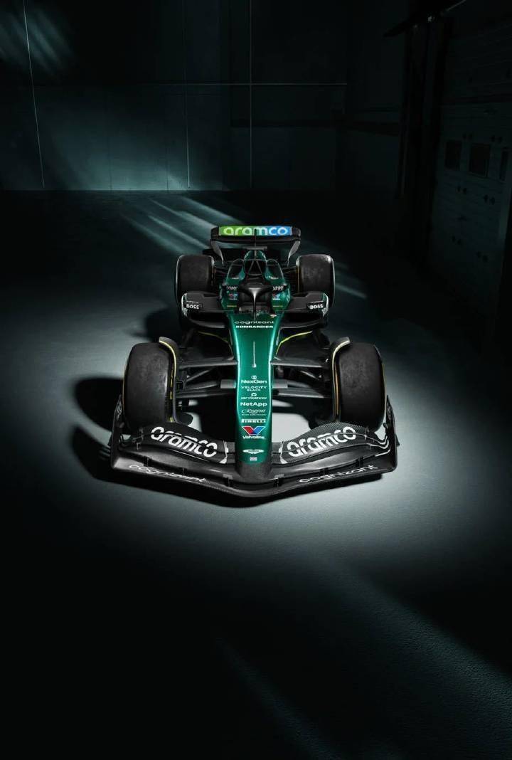 阿斯顿马丁碾压红牛二队，阿隆索刷新纪录