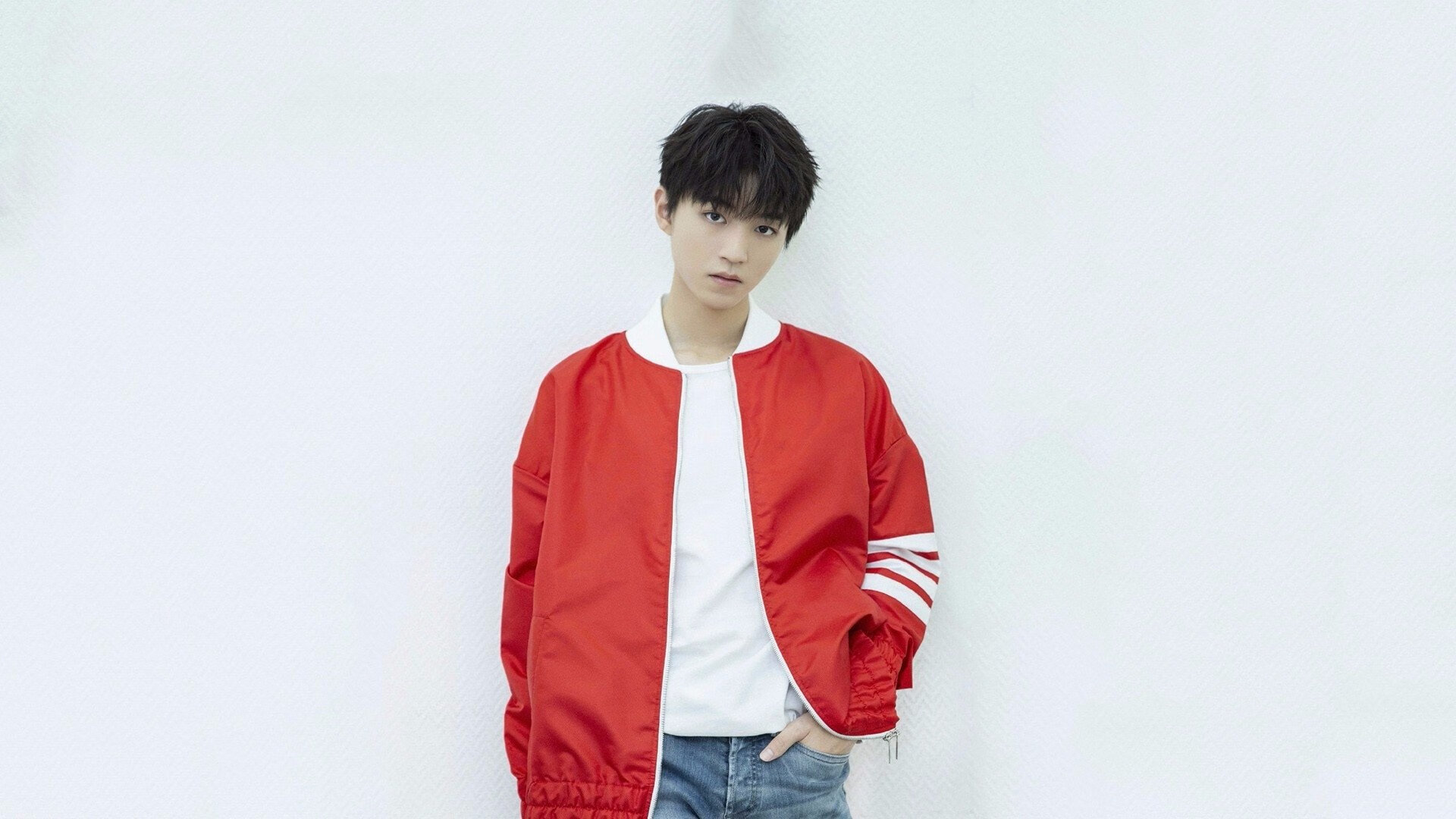 冰点杀手，当利拉德在沸腾的球馆里按下静音键